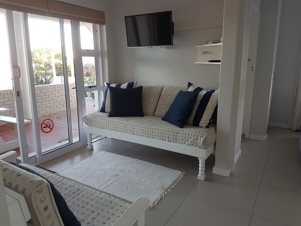 South Point Guest Lodge Agulhas Dış mekan fotoğraf