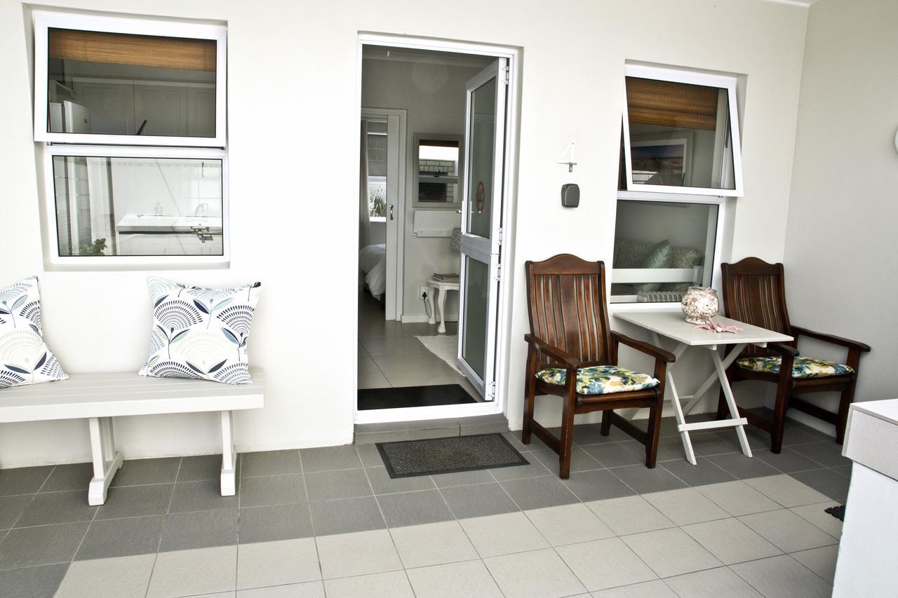 South Point Guest Lodge Agulhas Dış mekan fotoğraf